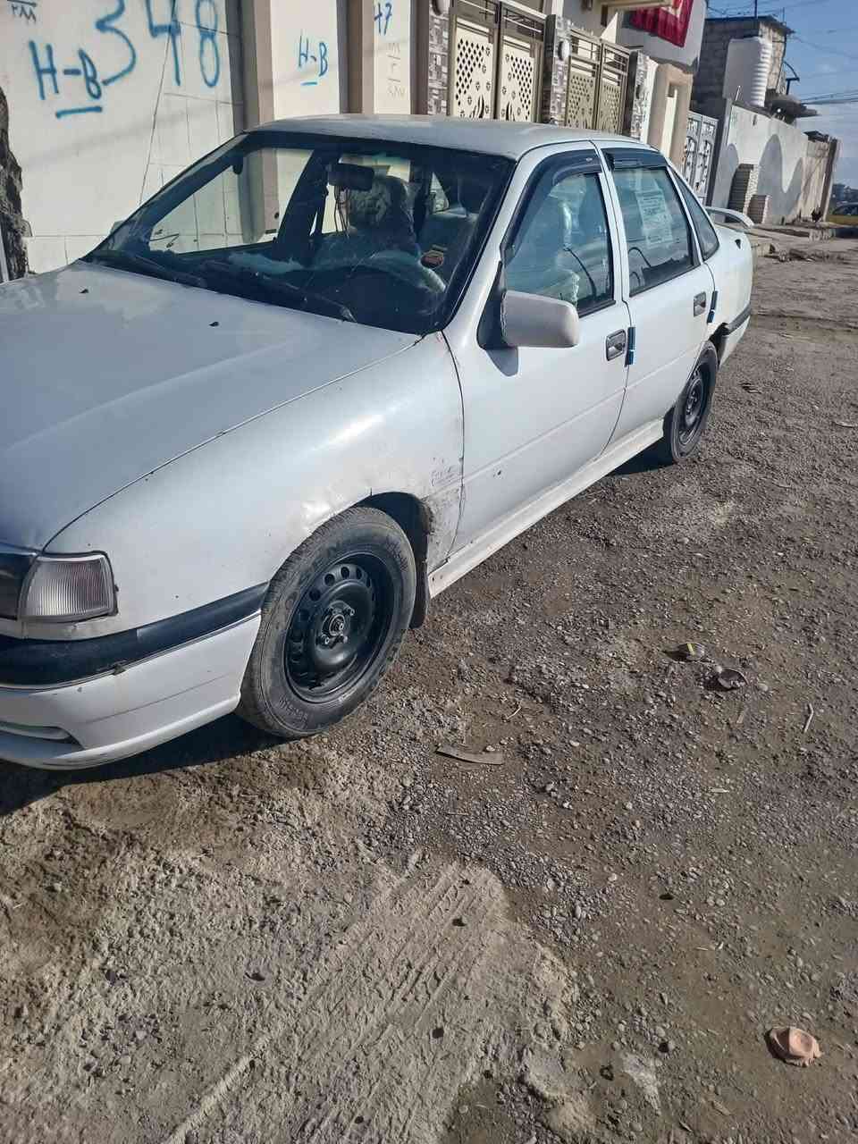 اوبل فكتره حجم 16
موديل 91 سنويه هزه جديد بسمي
سياره بدون طخه بدون صبغ مكينه بيداية
صرف كير شرط رقم دولي مشروع وطني 
مكان السياره موصل السعر 37 وبيها مجال
مكلف بل نشر خاص ماكو الاتصال ***********
