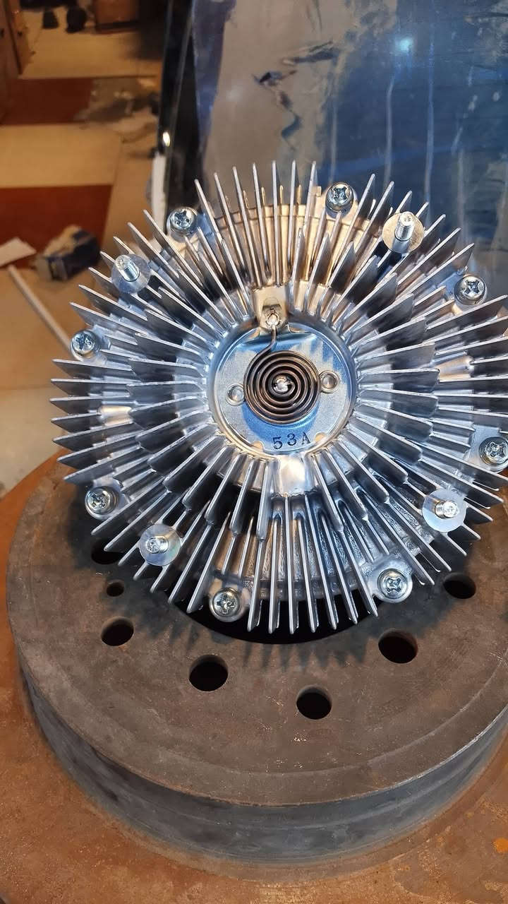 تتوفر لدينا أدوات احتياطية لاندكروزر لكزز برادو مستعمل تفصيخ واصلي جديد وتجاري يوجد توصيل جميع محافظات العراق مجانا ***********
