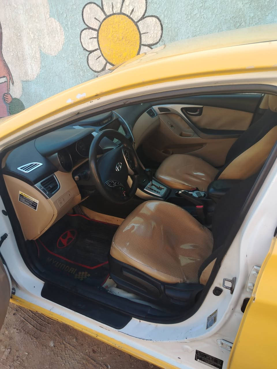 النترا أمريكي ٢٠١٣ رقم بغداد مشروع وطني بسمي تحويل ثاني يوم حادثها بأمريكا جاملغ خلفي وبل عراق جاملغ وبنيد طاير عل كصه  الباقي كفاله بدون داخل كير ومحرك وتبريد وحداديه كفاله تخم تاير جديد دوشمه جديده شاشه تاب كامره خلفيه العنوان بغداد مدينة الصدر
السعر ٧٥
الاستفسار الاتصال ***********
