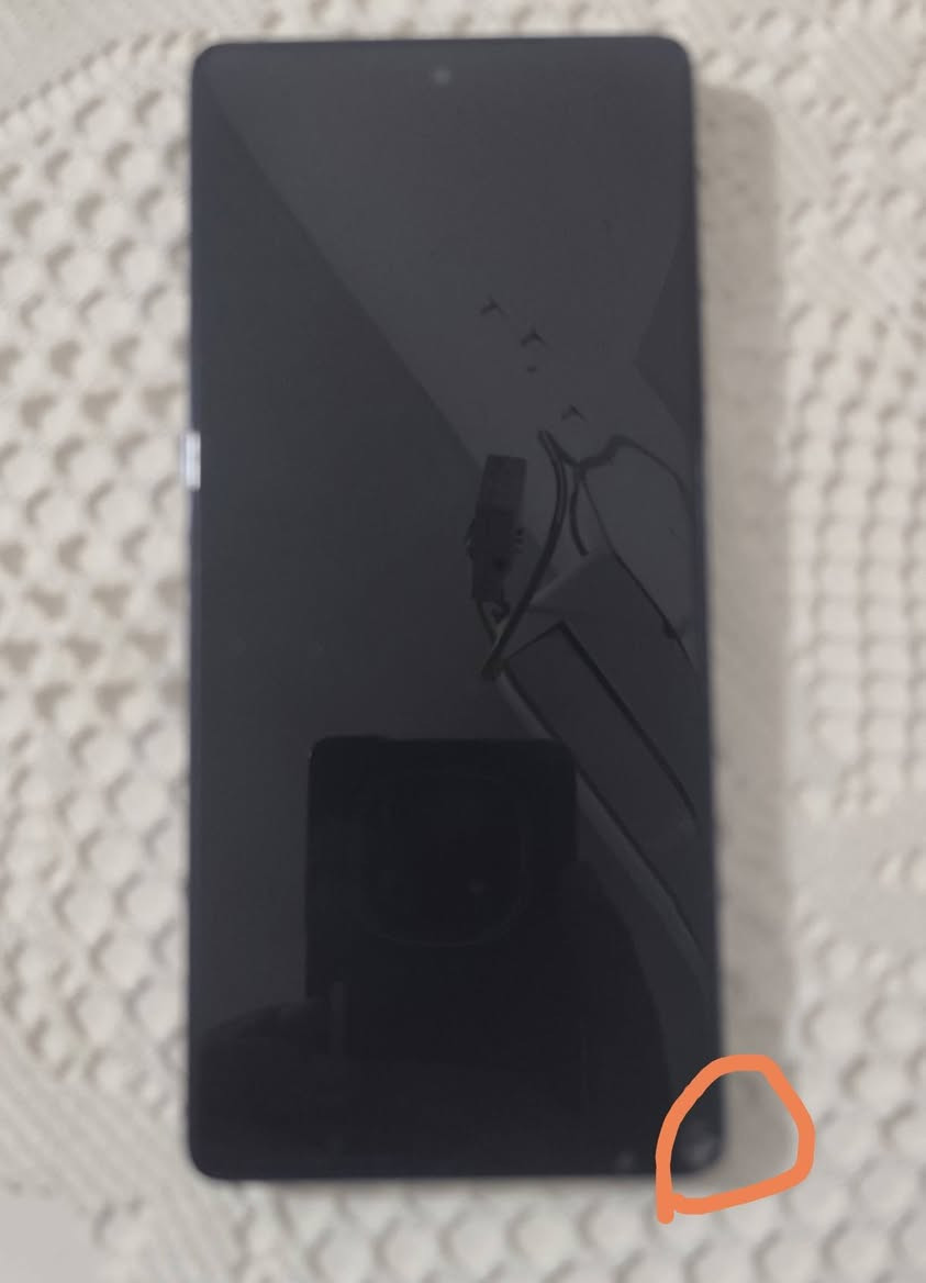 انفنكس جي تي 20برو فايف جي ذاكرة 256
كيكا كان مخزونا يعني جديد جدا ويدعم لعبة بوبجي 120فريم وبدقة عالية كامل الاغراض كارتونة وشاحنة اصلية 
مكاني بصرة المطيحه  
جهاز بي فطر زغير بل شاشه بل طرف
سعر 200
واتساب
***********
