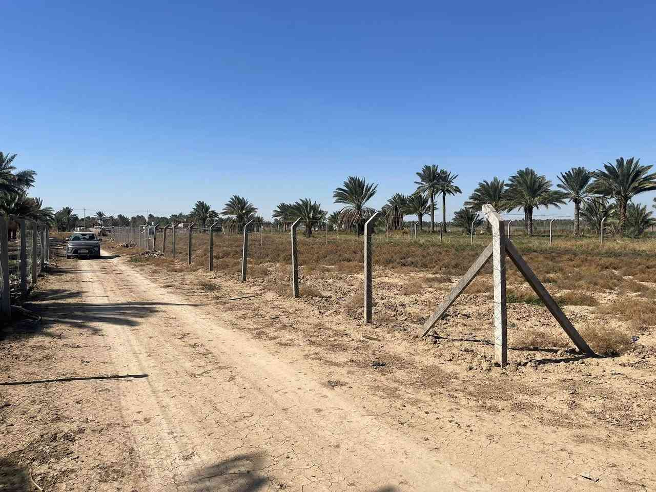 السلام عليكم
قطعة ارض طابو زراعي للبيع

قرب العلوية شريفة (ع) - نهاية شارع مزرعة النخيل 

مساحتها ١٠٠٠ متر مربع مسيجة BRC واجهة ٣٨ م نزال ٢٦ م

سند زراعي بأسمي 

علماً توجد قطعة مجاورة لاحد الاصدقاء نفس المساحة بالامكان الاتفاق على بيعها 

للأستفسار : ***********
