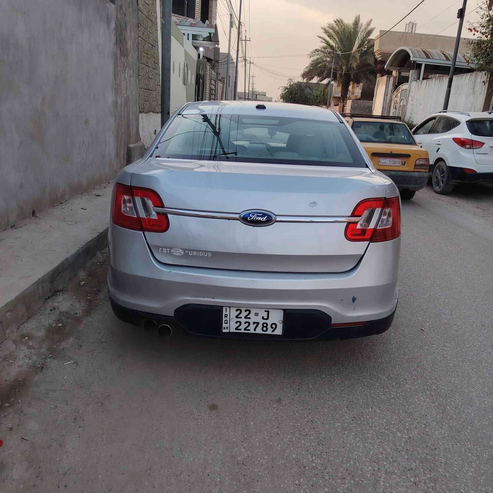 فورد تورس 2010 مكينه جديده تخم تاير رقم أربيل خمس قطع صبغ بدون دواخل سبب الجراد ابيع حزام ***********
