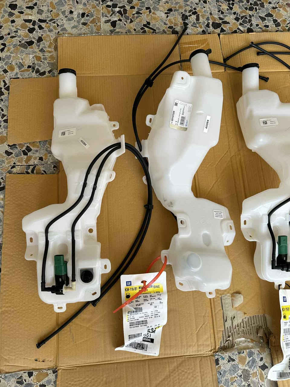 السلام عليكم من رخصه الادمن المحترم //دبه مي زراك جديده بالكارتون وكاله GM اصليه مال ترافرز واكاديا شكل الجديد 2024 لل 2026 وشرط الفحص  , بغداد واتس اب ***********
