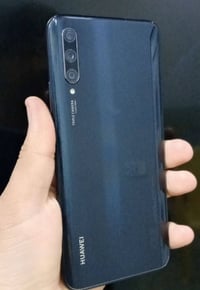 واي 9s • كاميرا امامية معطلة • جهاز نضيف