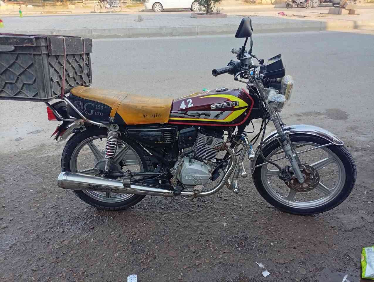 دراجه سيفان لل..بيع موديل ٢٠٢٠ نضيفه كا موضح في الفديو بدون اوراق مكان رمادي تأميم شارع المشاتل 
***********
