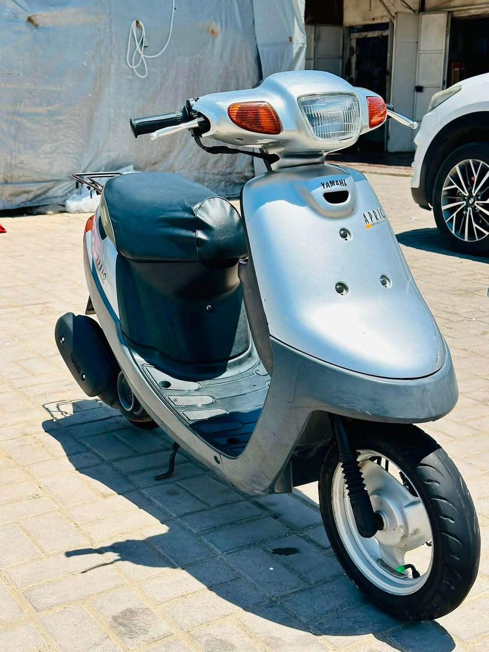 سلام عليكم 
بطة موديل 2000 مكفولة كفالة عامة من كير ومكينة وشاصي مابيها نقص برغي تخم تاير جديد دراجة جديدة 
العنوان كربلاء طوريج 
***********
