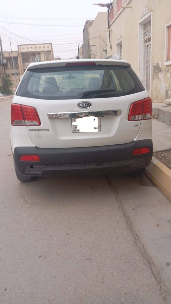 بسم الله الرحمن الرحيم
-سورنتو ٢٠١٢ خليجي للبيع 
-٦ سلندر  ٧ راكب
-ثلاث قطع تبريد
-حساسات  خلفي + جرس انذار 
-مكينه وكير مكفول شرط ما مفتوح
-شاشه
-كامره خلفيه 
-مري شفط + اشاير مري
-تحكمات ستيرن

-بنراما فتحتين
بيه صبغ فقط بالجالمغ الخلفي اثر دحجه خفيفه
رقم ذي قار تحويل ثاني يوم  سنويه ٢٠٢٨ جاهزه سياره مابيه اي نقص سعره ١٤٥ وبيه مجال قليل  مكان السياره ناصريه ***********
