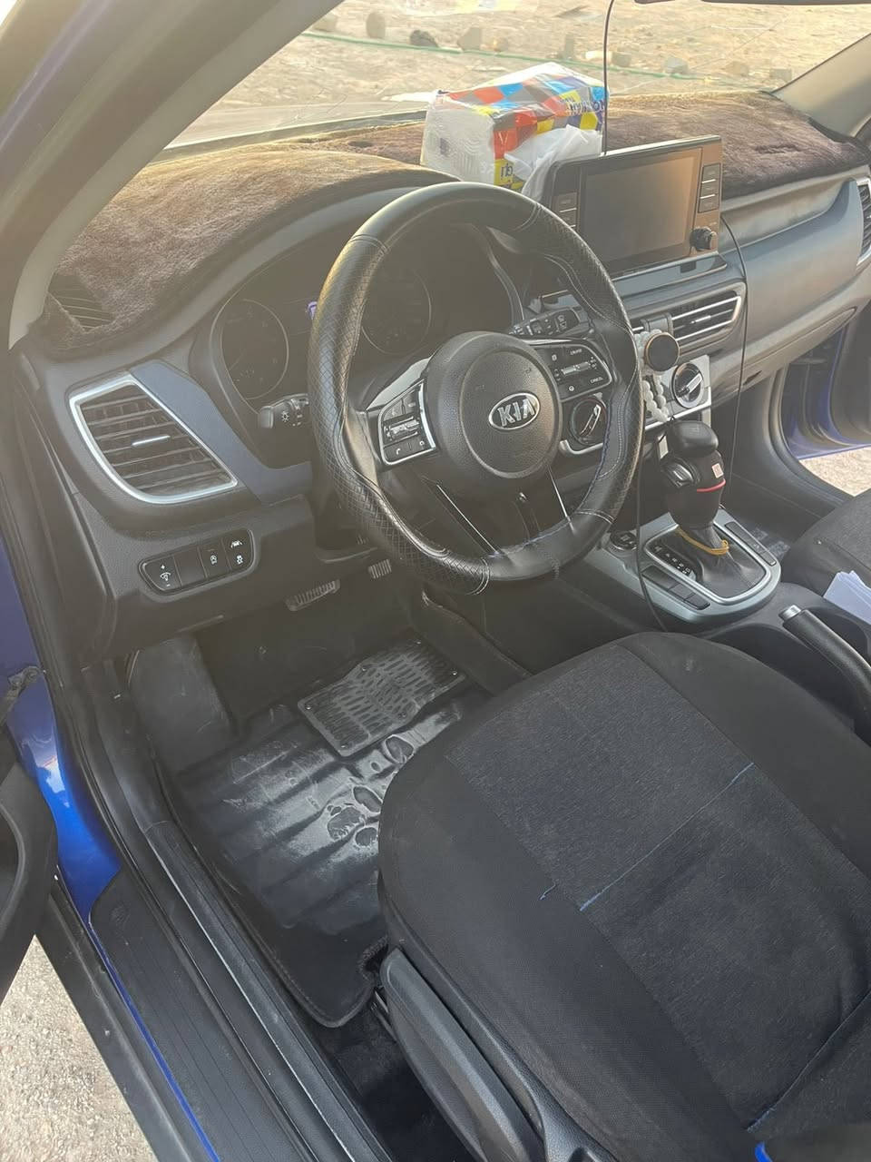 سلام عليكم
سياره للبيع مكاني سامراء 
موديل 2021 
موصفات s
***********
سعر 145 
ضرر قماره حالوب بالعراق صار  وبس
