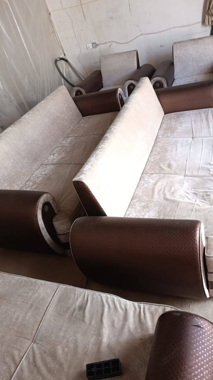 السلام عليكم غراض للبيع كلهم
سعر 250قفل بدون معامله


**إذا كنت صاحب هذا الإعلان وتريد حذفه لأي سبب، رجاءا أرسل رسالة إلى الدعم الفني**