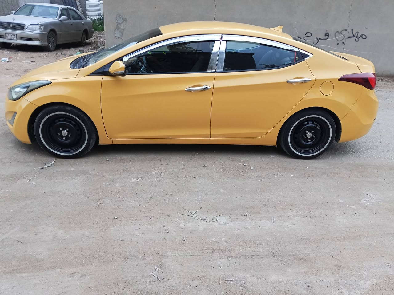 سلام عليكم النترا وارد امريكي 2016 حادث جاملغ وبنيد محرك 1800رقم بغداد باسمي كير  ومحرك مكفولات مكان السياره كربلاء السعر 112 رقم***********
