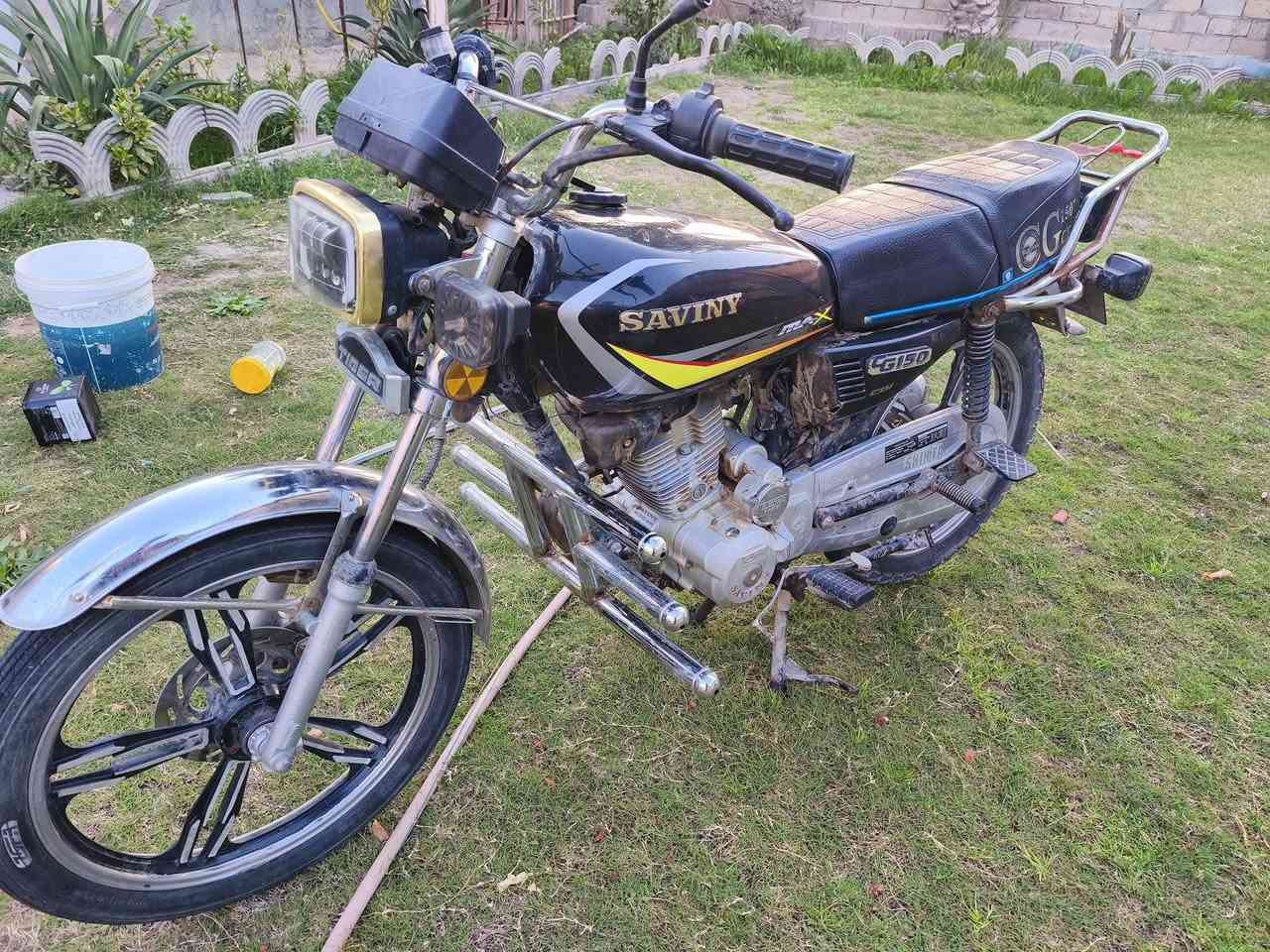 السلام عليكم موطور للبيع ايراني مرقم تحويل ثاني يوم كلشي بي شغال محرك مامفتوح موديل 2020   المكان النساف الفلاحات السعر مليون وبي مجال الرقم ***********
