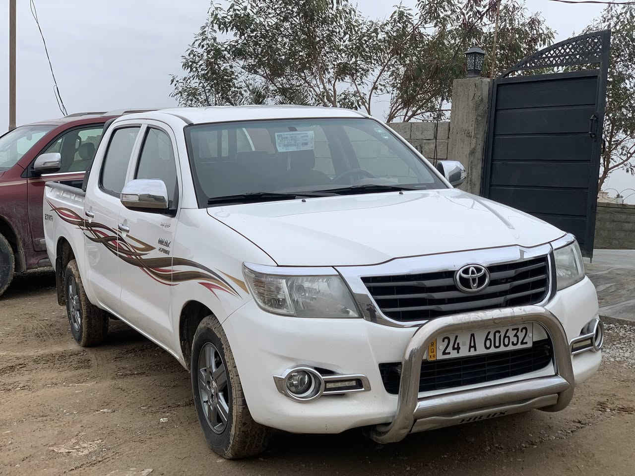 ﷽ تويوتا مرزي ٢٠١٥ شركة جيهان سفر اربيل كير اوتوماتيك داخل فورميكا شاصي ١٢ سياره جديد مكفول من صبغ و تبديل و حالوب  بي مكانين اصغير تعديل بارد تخم تاير دنلوب جديد سنوي حتا ٢٠٣١ جديد هزه و فحص جديد ماشي ١٤٨ الف حقيقي محرك و كير و اكسل كله بشرط  
مكان : كركوك 
رقم هاتف 📞: ***********
