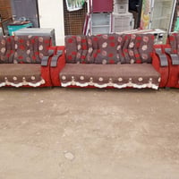 تخم 6 مقاعد ب85 ///07810126924///07502529989