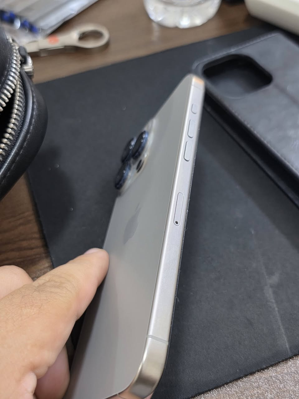 ايفون 15 pro max
256
الجهاز ابد مداخل صيانه
نضافه الجهاز 100%

البطاريه 88% 

الجهاز نضيف كلش

رقمي للتواصل ***********

السعر مليون و 50 الف
