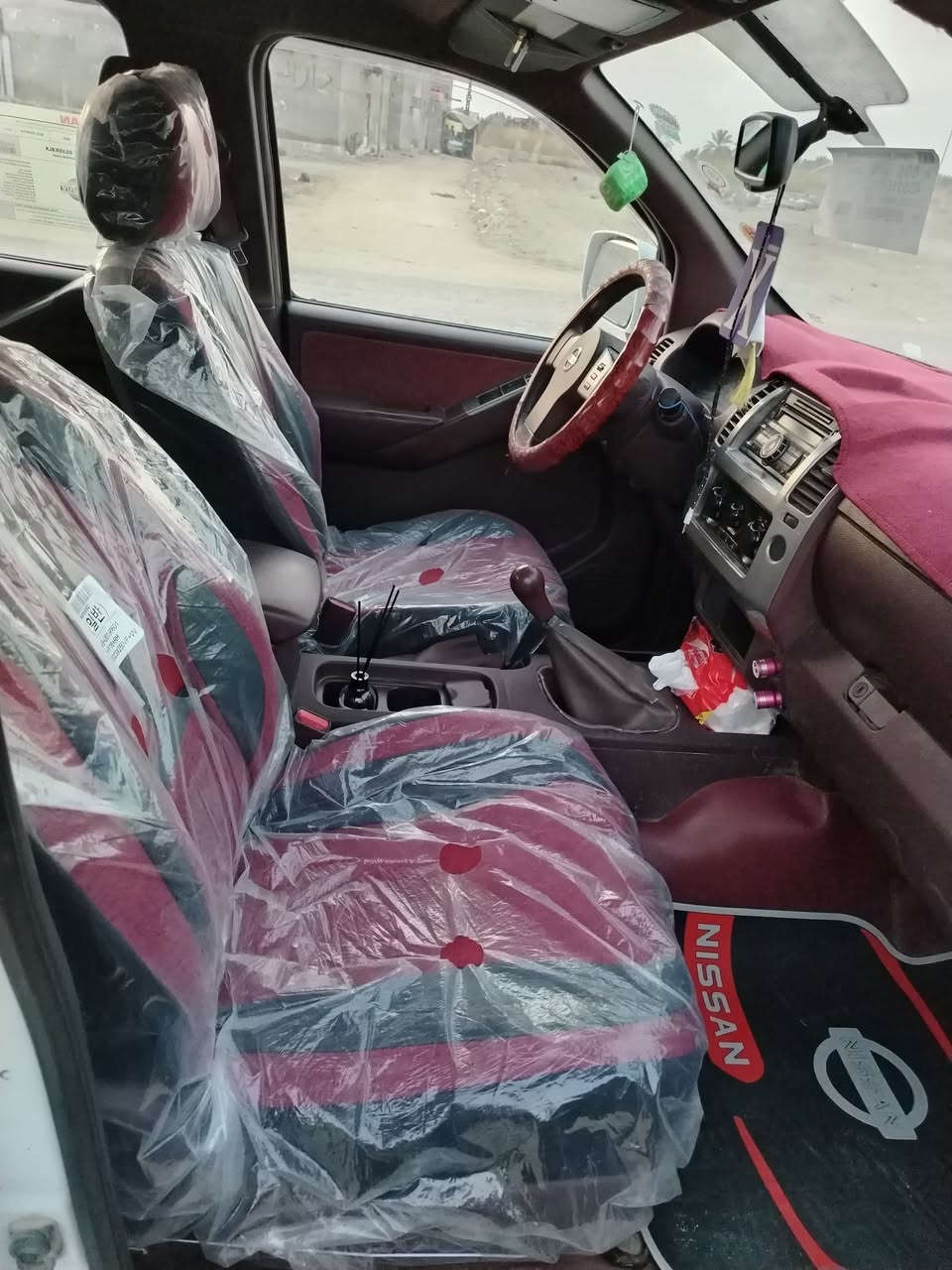 سلام عليكم  للبيع نيسان نيفاره 2009 مكفوله كفاله عامه السعر 100 او بيها مجال باقي التفاصيل اتصل على الرقم وتدلل ( ***********)    (***********)  
العنوان بصره الهارثه
