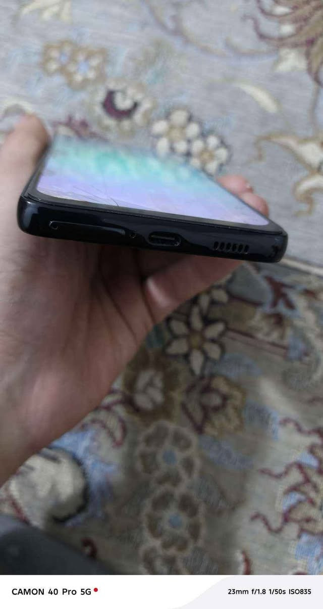 شاشە گۆڕاوە جامی شکاوە بەس بێ کێشە لەمسوشتی 

٢٥٦ گێگا 

ڕام ٨

٨٠ هەزار 

هەولێر أربيل, العراق


**إذا كنت صاحب هذا الإعلان وتريد حذفه لأي سبب، رجاءا أرسل رسالة إلى الدعم الفني**