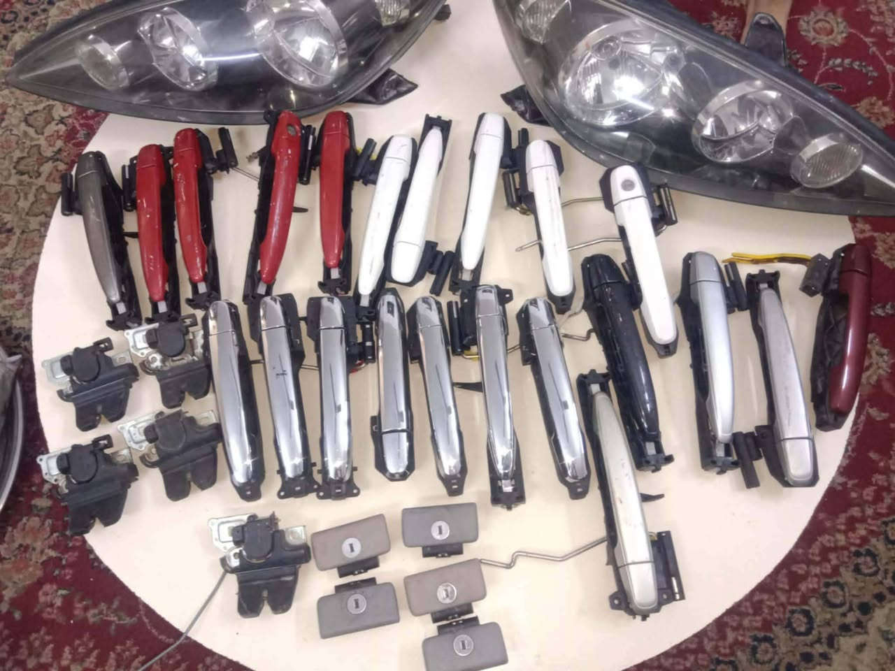 السلام عليكم ورحمة الله وبركاته أدوات كامري تفصيخ أصلي العنوان النجف الأشراف حي الصناعي للأستفسار الاتصال على الرقم *********** توجد خدمة توصيل جميع المحافظات @الجميع
