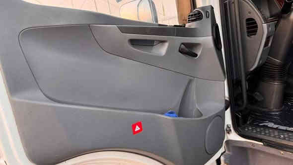 سلام عليكم 
اتيكو 2010 كفاله عامه من كلشي  
جام كهرباء مثبت سرعه تبريد بلادي كير عادي
بدي وخاشوكه بلادي 
السعر 325 وبيهه مجال 
للاتصال ‭0771 686 2977‬
مكان السياره البصره انه مكلف بل نشر
