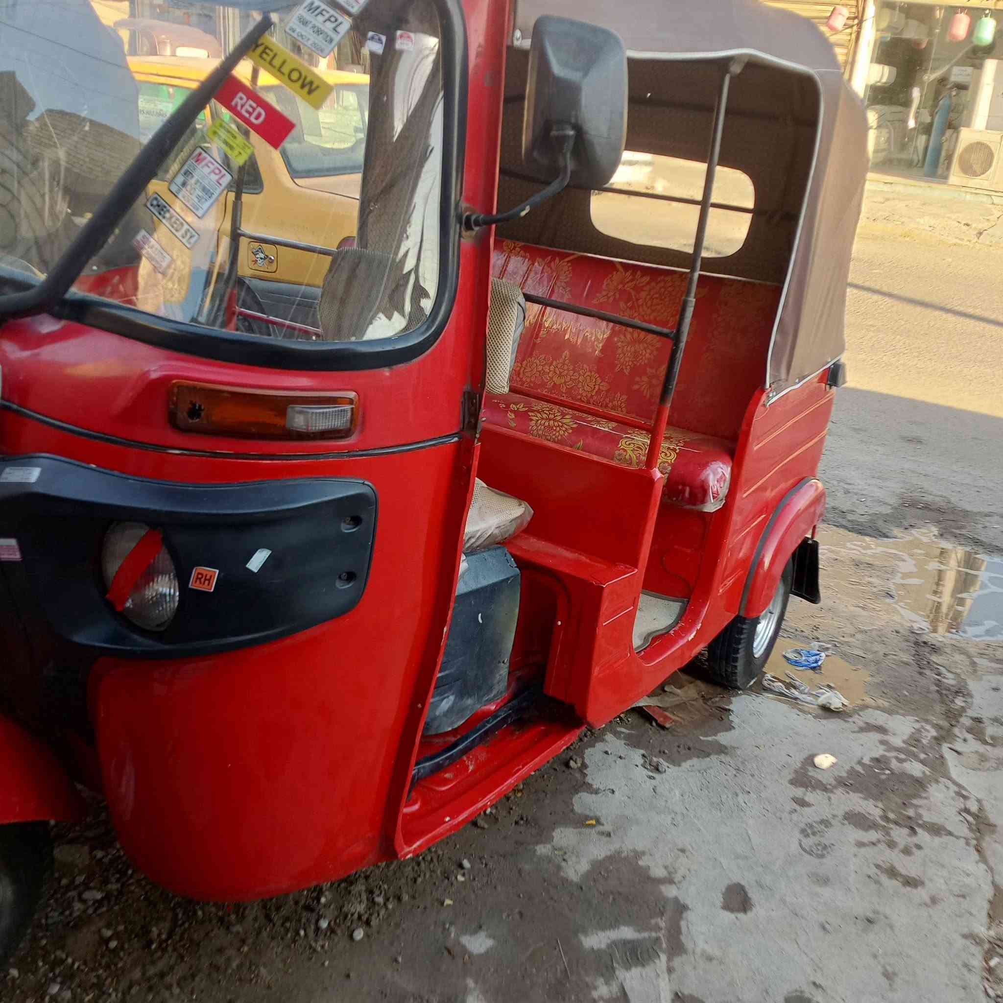 تكتك،البيع،موديل،18،رقم،وسنوية،بغداد،تحويل،ثاني،يوم،،،،،،المكان،بغداد،تكتك،مكينة،خير،من،الله،جاهز،كبل،الشارع،،،،،،،،،المكان،بغداد،السعر4800,وبيا،مجال،***********,تمام،
