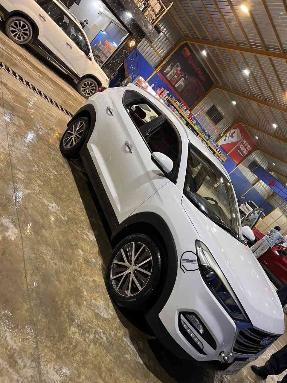 (السلام عليكم)
للبيع فقط (توسان) (2018) 
الهزة منتهيه بسنة (2023)
خليجي مكفول كفاله عامه ماعده بارد إصبعين بخشم الجاملغ 
رقم سليمانيه تحويل مباشر 
كير محرك كفاله 
تبريد تدفئة خير من الله 
صدر امامي خلفي تايرات جديده 
تحكمات ستيرن شاشه
تبريد قطعتين 
كامره خلفيه 
اشاير بل مري وتحكم كهربائي 
محرك دوش (2000)
ماشيه (120) وقابل للزياده 
السعر (190) وبيها مجال بسيط حك الجية
عنوان السياره صلاح الدين
للاستفسار (***********)
