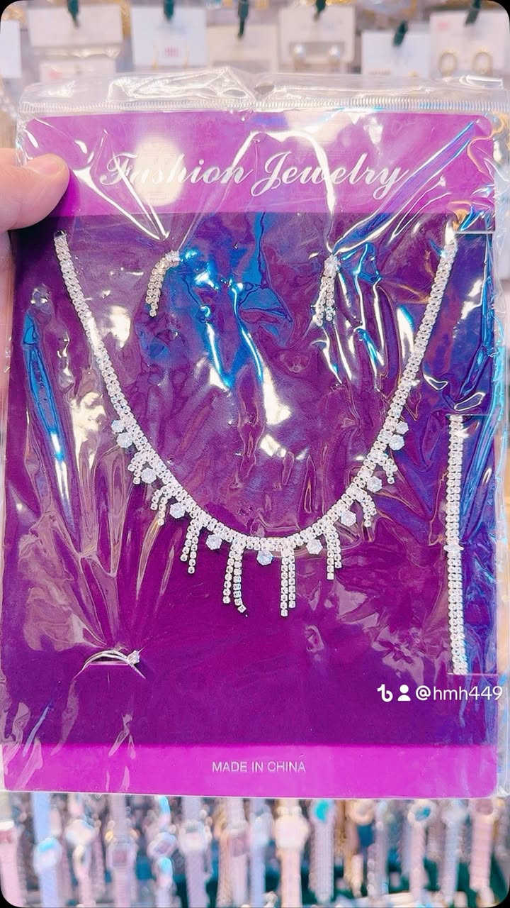 5  الاف فقط
موديلاااااااات حصريه 🌹

توفر اليوم اكسسوارات نسائيه بألوان متنوعه

أكسسوارات تكمل أناقتك😍

يتوفر توصيل إلى جميع محافظات العراق🚗


**إذا كنت صاحب هذا الإعلان وتريد حذفه لأي سبب، رجاءا أرسل رسالة إلى الدعم الفني**