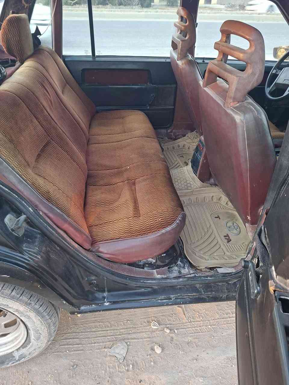 فولفو ٧٤٠ موديل ٨٨ سنويه لسنة ٣٠ هزه جديده كير ممتاز محرك لا تبخير لا تنقيص حداديه وسط كهربائيات شغاله سياره حلوه خير من الله السعر ٢٤ مجال قليل كلش الديوانية قضاء الشامية ***********
