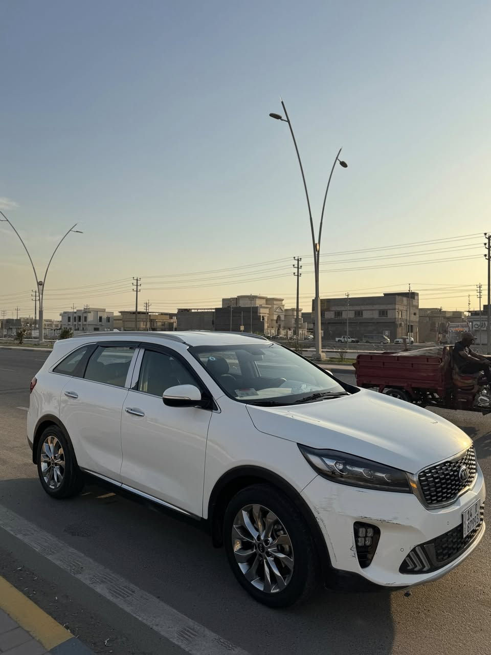 سلام وعليكم 
للبيع سورنتو 2020 خليجي كفاله ماعده بارد بلجاملغ جوه جهة اليمنه فول مواصفات عده الفتحه السياره كلش نظيفه واحلى من الصور بهواي باسمي تريد تحويل تريد وكاله بكاني بصره الصالحيه السعد 255 وبيها محال لطيبين للاستفسار اتصل ***********
