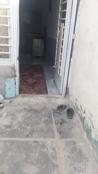 بيت للبيع في منطقه بوب الشام حواتم الاستفسار اتصل على الرقم07779701189