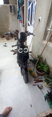 ماطور شحن للبيع نضيف خمسه باتري بيع مستعجل الاتصال بالرقم 07507988622