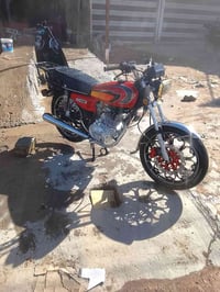 دراجه سيفان للبيع 2024 دراجه جاهزه دراجه حلاويه السعر 600 وبيها مجال07...