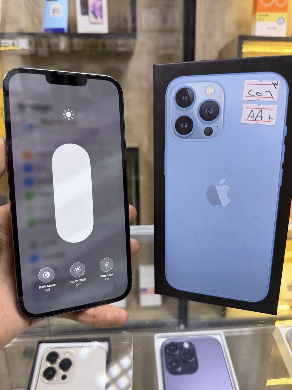 💥💥   اقوه عرض حالياً وقوه سعر💥💥
ايفون13برو  ماكس  لون مميز ذاكره 256 بطاريه90 🔋 نموذج M كارتون 
 ممبدل بي شي مع ضمان 5 ايام  نضافه 100‎%‎ زلغ ما بي وتر بروف كامل ملحقاته الجهاز نضافه كانما فاتحه من الكارتونه بلحاسبه كله نورمال  
متوفر خدمة توصيل بشروط اوليه جميع محافظات العراق 🇮🇶 
مكاني   كربلاء تحت جسر باب طويريج منفذ ابو حيدر للمبايل
☎️*********** 
سعر 700 الف
