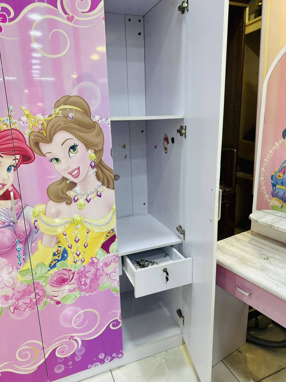 للبيع بسعر مناسب
واتساب ***********
