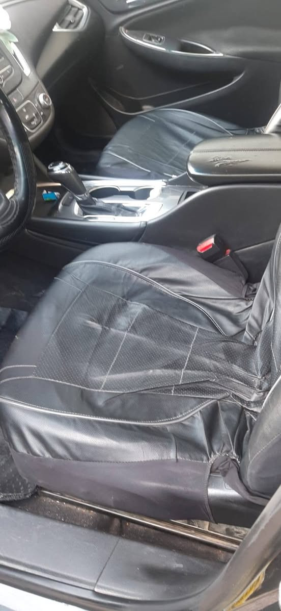 السلام عليكم سيارة ماليبو ٢٠١٦ مكاني كركوك شاشة تحكم ستيرن كرسي كهربائي بصمة كير ومحرك مكفول رقمي *********** قطعتين بيها تبديل وحادثها جامرلوغ وبنيد
