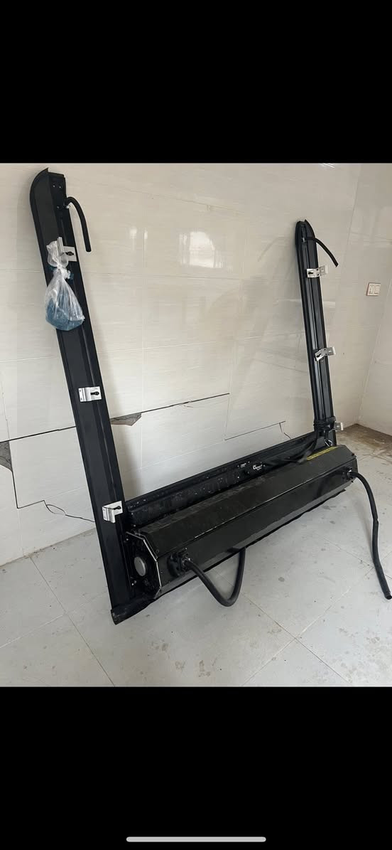 السلام عليكم راس بودى نفسه سفر ٣٥٠$ معامله
***********
