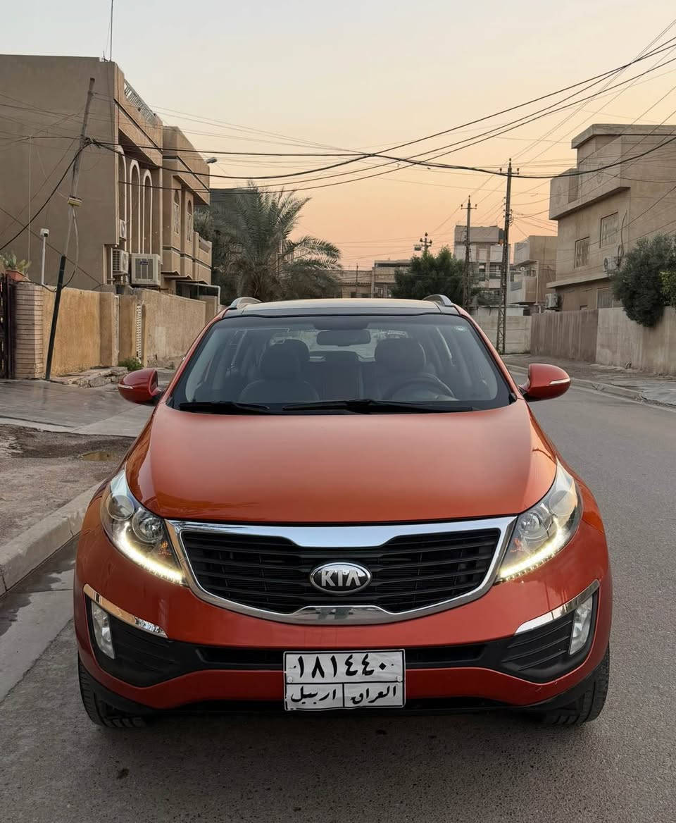 السلام عليكم سبورتج 2014 خليجي ١/١ فول مواصفات
مكينه 2000 دوش سياره جاهزه وجديده تحم تاير تبريد تدفئه حداديه ١٠٠٪؜ كفاله عامه 
ملاحضه ( سياره بأسم شركه حالياً ينطي فقط وكاله ) 
اني منزل من سعرها هواي لهل سبب ولكل تعرف اسعار هيج نضافه ولون وموديل وفول مواصفات سياره مابيها ضرر صبغ دعاميات واكو رش بقبق الجنطه بدون فتح 
سونار من ضمن المنشور ماشيه ١٧٨ الف حقيقي 
مكان سياره اربيل السعر 118 بيها مجال بسيط  
للاستفسار اكثر *********** بغداد, العراق
