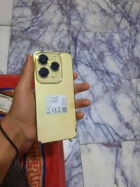 انفنكس هوت 40برو جهاز مبدل شاشه اصليه وضهر بي خدوشات فقط كلشي شغال بي ...