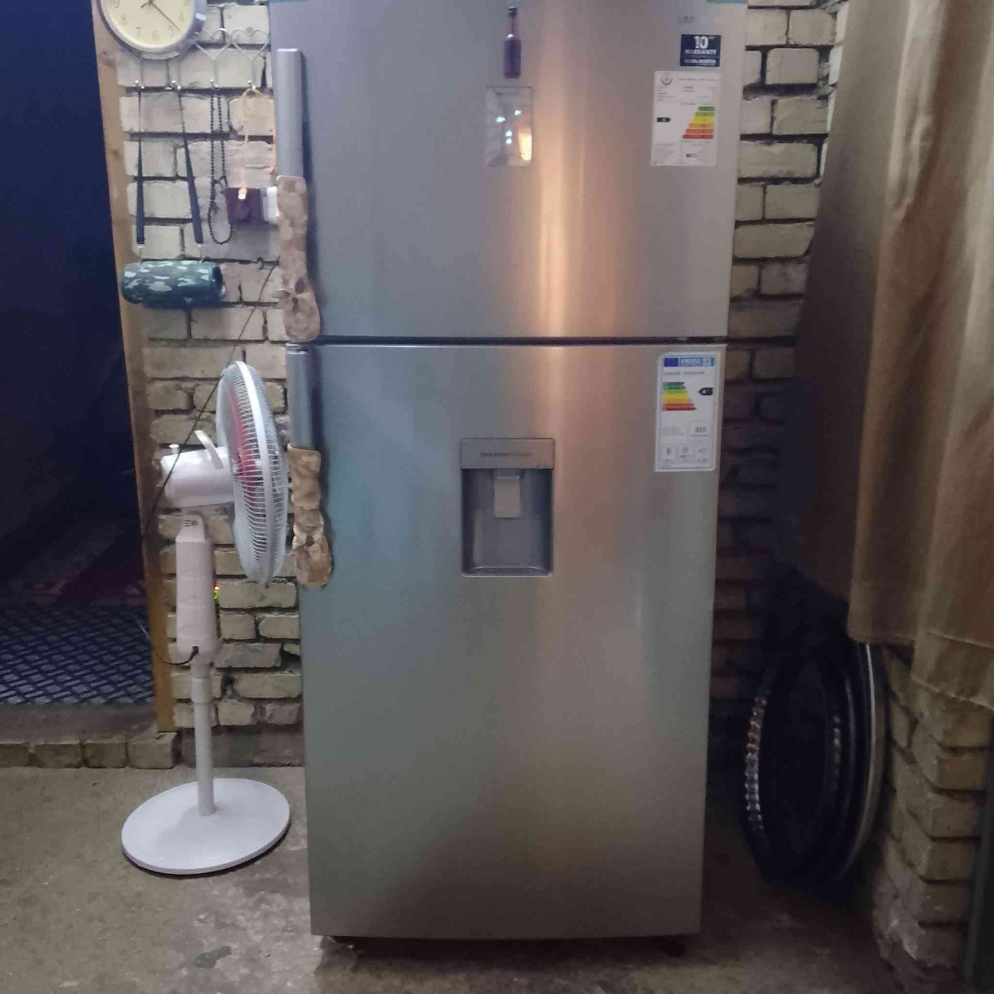 بغداد الكماليه
ثلاجه سامسونك نضافه 99حجم 22
بوفيه اربع بيبان نضيفه ***********
