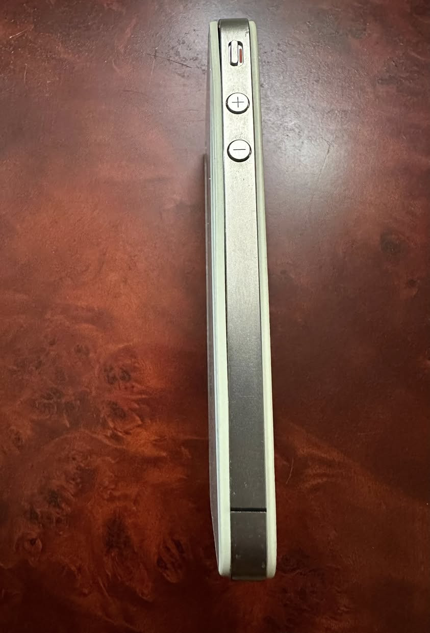 ايفون ٤ ios 7 كلشي شغال السعر ٤٠ الف  للحجز خاص او انستا hrar1999


**إذا كنت صاحب هذا الإعلان وتريد حذفه لأي سبب، رجاءا أرسل رسالة إلى الدعم الفني**