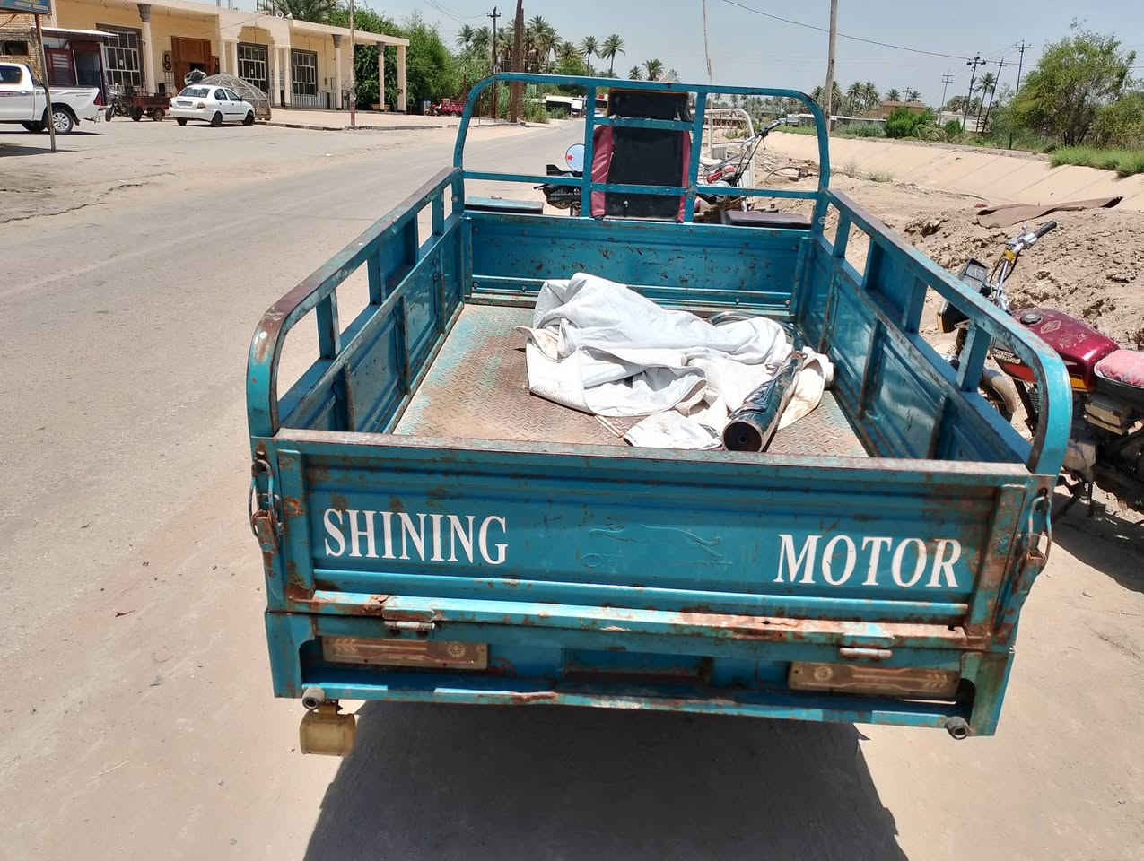 للبيع ستوته دولفين موديل 22 مكفوله ستوته جاهزه اوراق اصوليه شاصي مكفول مكينه حلوه مكاني طويريج الخيرات الفياده السعر 1500 وبيه مجال قليل ***********

