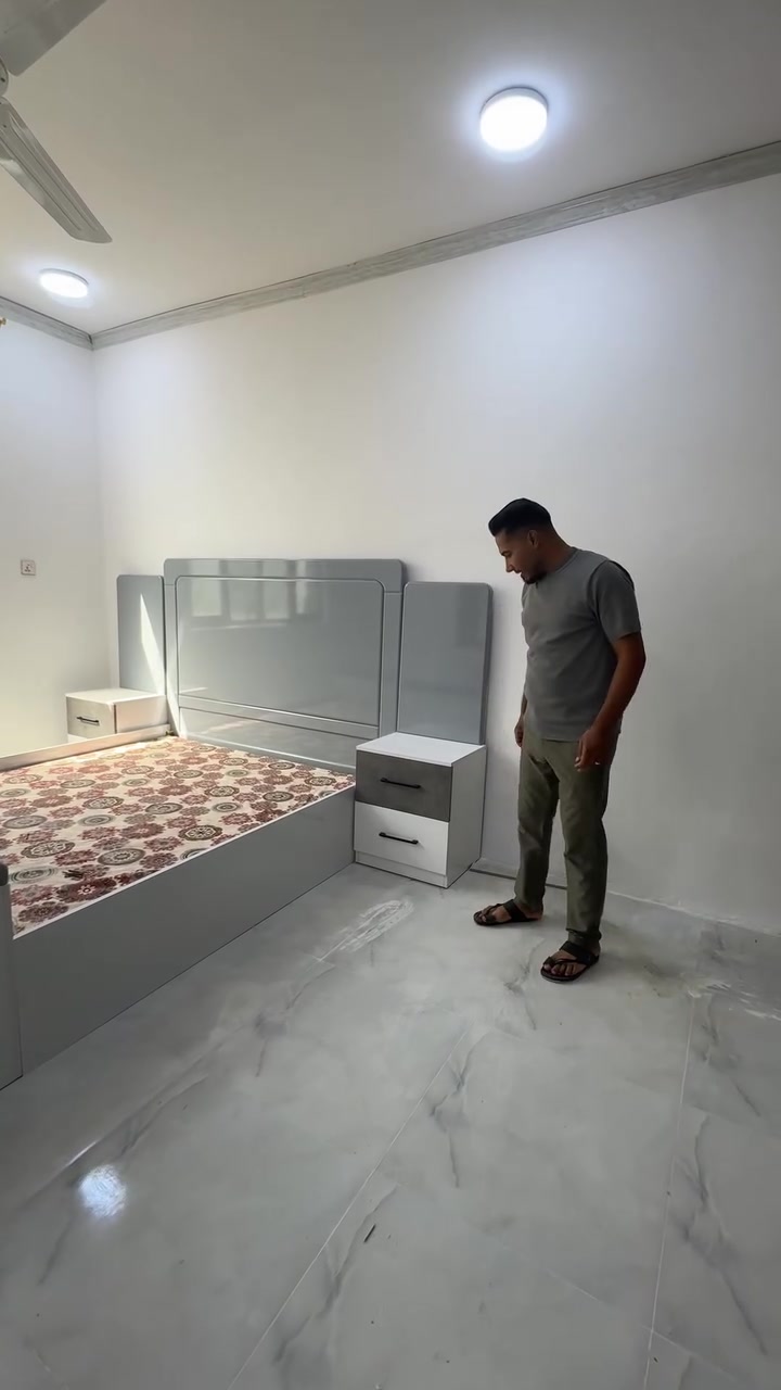 عيدكم مبارك 
ليوم تم تسلم طلب غرفه درسنك روم اهالي الهاشميه
نوع الخشب تركي درجه اولى 
انتاج معمل ومعرض الياسمين للأثاث العراقي
✅غرف نوم
✅ مطابخ حديثة  
✅ درسنك روم  
✅ صالات كاونترات  
✅ أفخم أنواع الأخشاب  
✅ تصاميم عصرية تناسب كل الأذواق

العنوان بابل الحمزه الغربي قرب مدرسه ميسلون 
يوجد توصيل لجميع محافظات العراق 

شغل احترافي ✨ وأسعار مناسبة 
📲 للحجز والاستفسار:
واتساب: ***********
