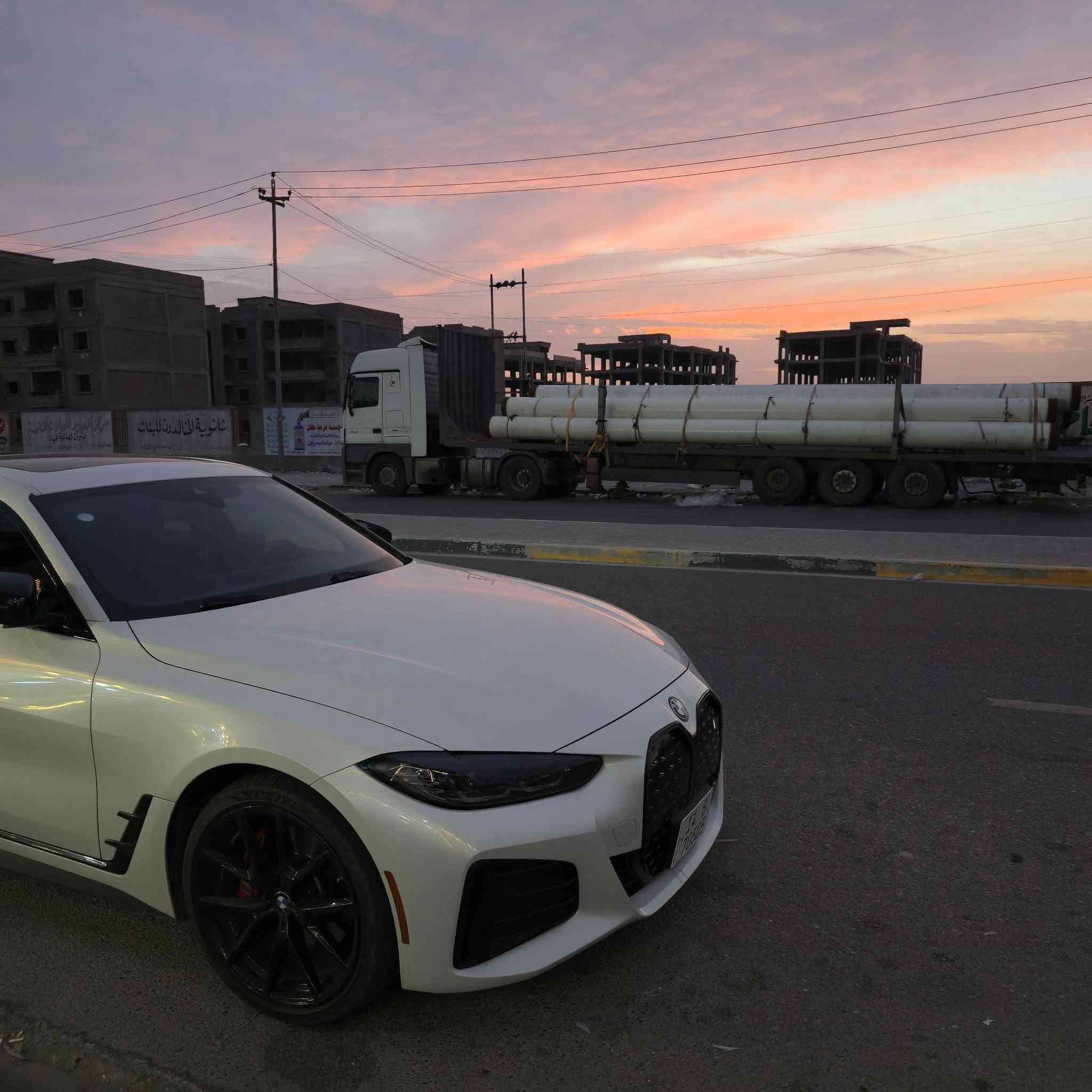انظف i4 بالعراق بيع مستعجل 
BMW i4 eDrive40 2023

M Package pro🔴

 Shadow Line🔴

M Aerodynamics Package🔴

adaptive air suspension 🔴 (ريشة)
بدون ايرباكات 🔴🔴🔴

محرك كهربائي خلفي (RWD)
قوة حصانية:335 hp
عزم: 430 nm

الممشى: 37,000 ميل

لون السيارة: mineral-weiss metallic

كشنات: احمر

المدى: 590km على ويل 19

عليها ويل M850 حجم 20

الضرر: 🔴 شبه كفالة بيها بارد صبعين بالجاملغ الخلفي عكس السايق 

صور الحادث مرفقة بالبوست🔴

عليها رقم لطيف بالعافية على الي ياخذها

المكان: البصرة

📞 للتواصل: ***********

