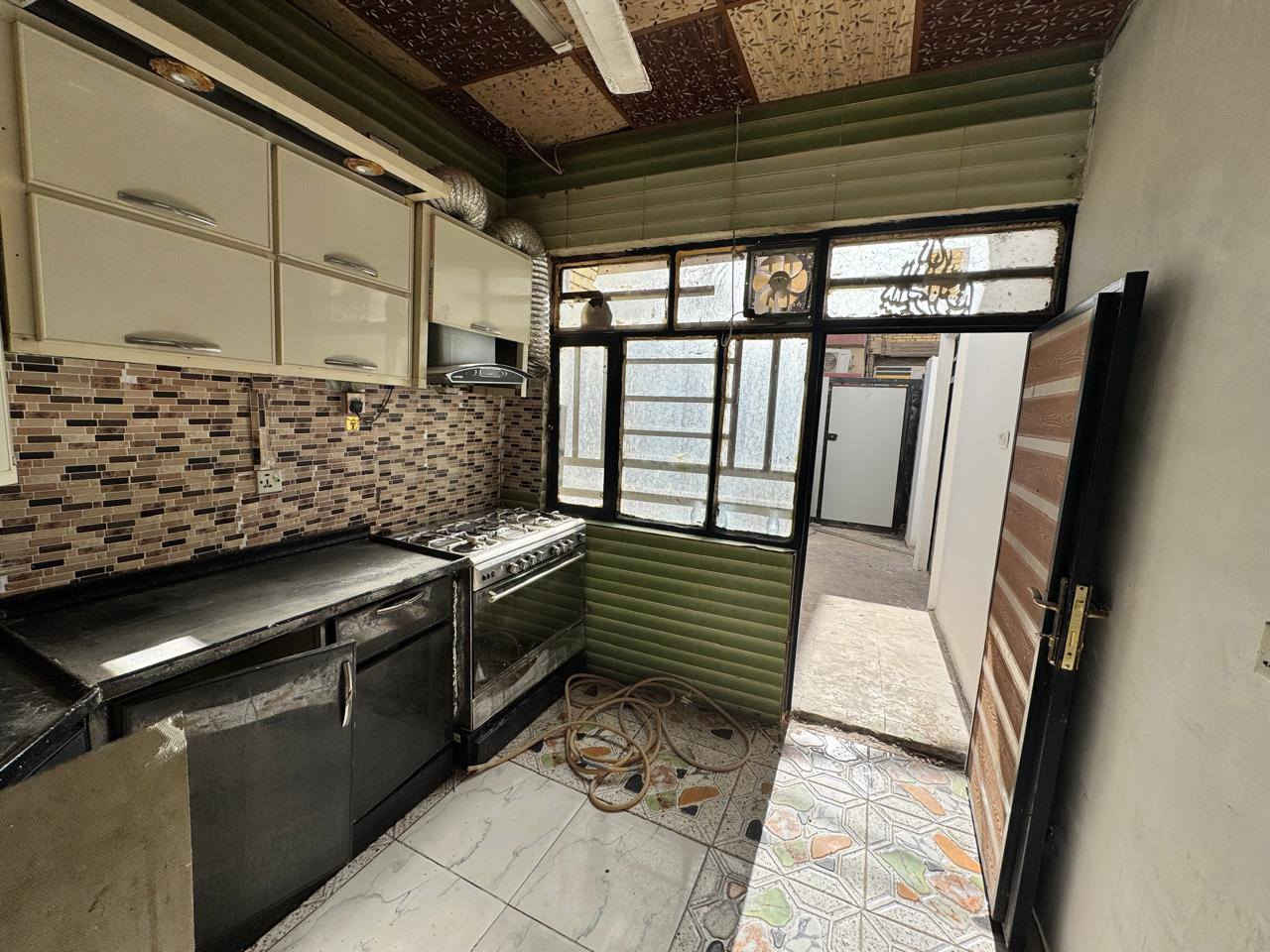 سلام عليكم للبيع دار في كربلاء - الحر
الصغير مساحه 100 متر
موقع مميز بداية شارع المستوصف قريب من المدارس وكافة الخدمات الأساسية أسواق، مراكز
صحية، مواصلات).
المواصفات:
• المساحة: 100 متر
• استقبال 4*5
• عدد الغرف: غرفتين
• صالة مريحة 3*5
• مطبخ عملي
• حمام صحي
• كراج للسيارة
• تواليت خارجية
• مناسبة جداً للعائلة
السعر: 90 مليون (قابل للتفاوض
موبايل ***********
غير متواجد على الفيس اتصال فقط
