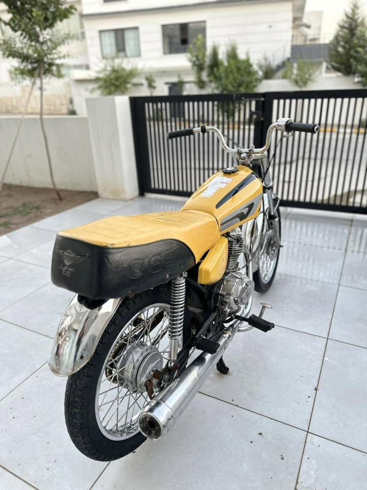 Slaw la hamw layak❤️
ئەم ماتۆڕە بۆ فرۆشتن ١٢٥  ٤ گێڕ ٢٠٢٠ 🏍️ڕۆن و تایە و ویل و زنجیر لۆکە ماتۆڕەکە جوان و بەقوەتە ٢٦٠ هەزار و معامەلە شوێن سلێمانی ئەوەش ڕەقەم مۆبایل
***********
وەتس ئەپ و ڤایبەری لەسەرە💸
