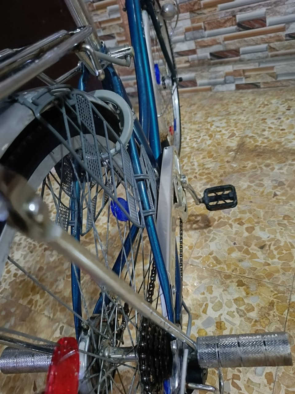 شباب بايسكل للبيع اللي يريده يجيني خاص السعر 125


**إذا كنت صاحب هذا الإعلان وتريد حذفه لأي سبب، رجاءا أرسل رسالة إلى الدعم الفني**