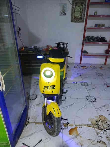 سلام عليكم اخوان دراجه شحن R9 ونلي للبيع موديل 26بطاريات 5دراجه صالي شهر من ماخذهه سعر550قفل دراجه نضيفه فول شراي يتصل وتساب 
***********
