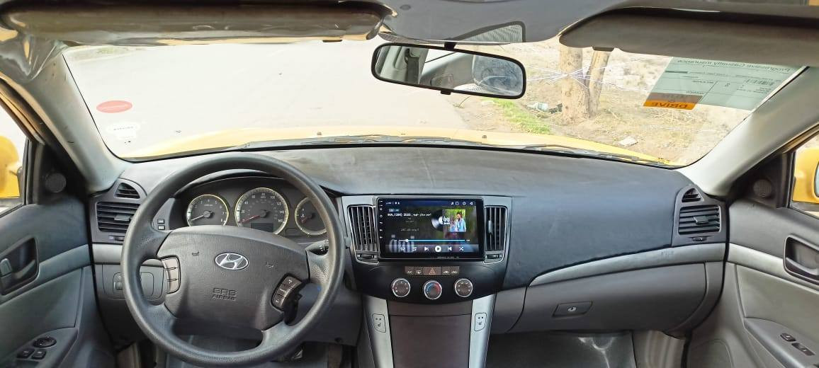 السلام عليكم سونتا موديل 2009 خليجي مكينه 2000 رقم بابل نكيلزي  بأسمي حادثه فقط جاملغ امامي بدون اي داخل جاهزه من كلشي  كير مكينه حداديه صبغه جديده تخم تاير تبريد تدفئه كله شغال العنوان حله مركز المدنيه.  السعر ( 95 )( *********** ) ااخوان مكلف بالنشر
