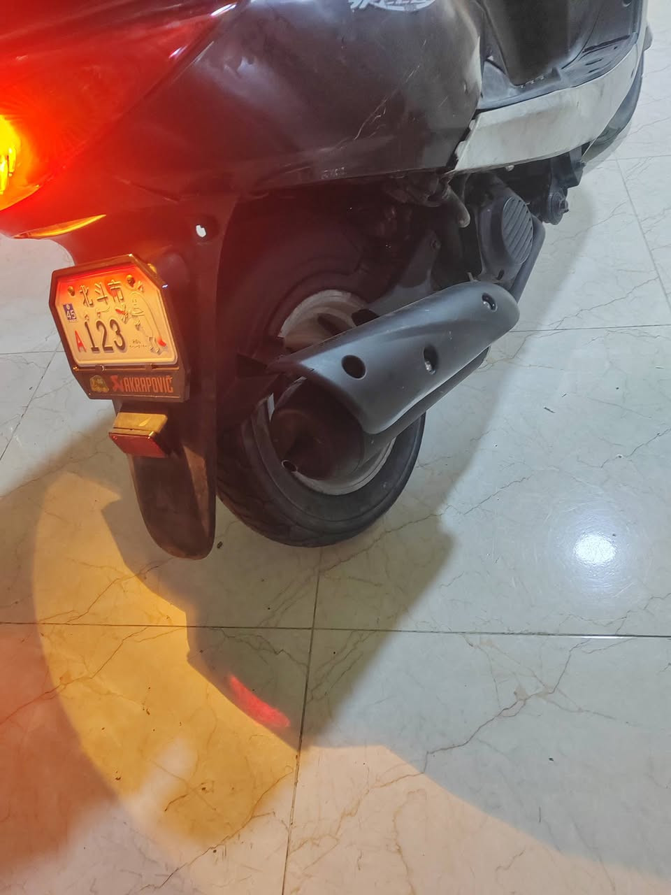 سلام عليكم دراجه بريز للبيع كامله مابيه نقص نكره سلف هندر شلعه معدل دراجه بلاديه كفرات بلاديه السعر٤٥٠ وبيه مجال بسيط المكان بغداد الدوره الرقم***********
