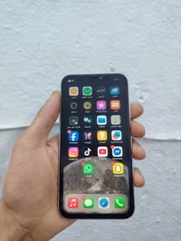 آيفون XR • شاشة أصلية • بطارية ١٠٠٪