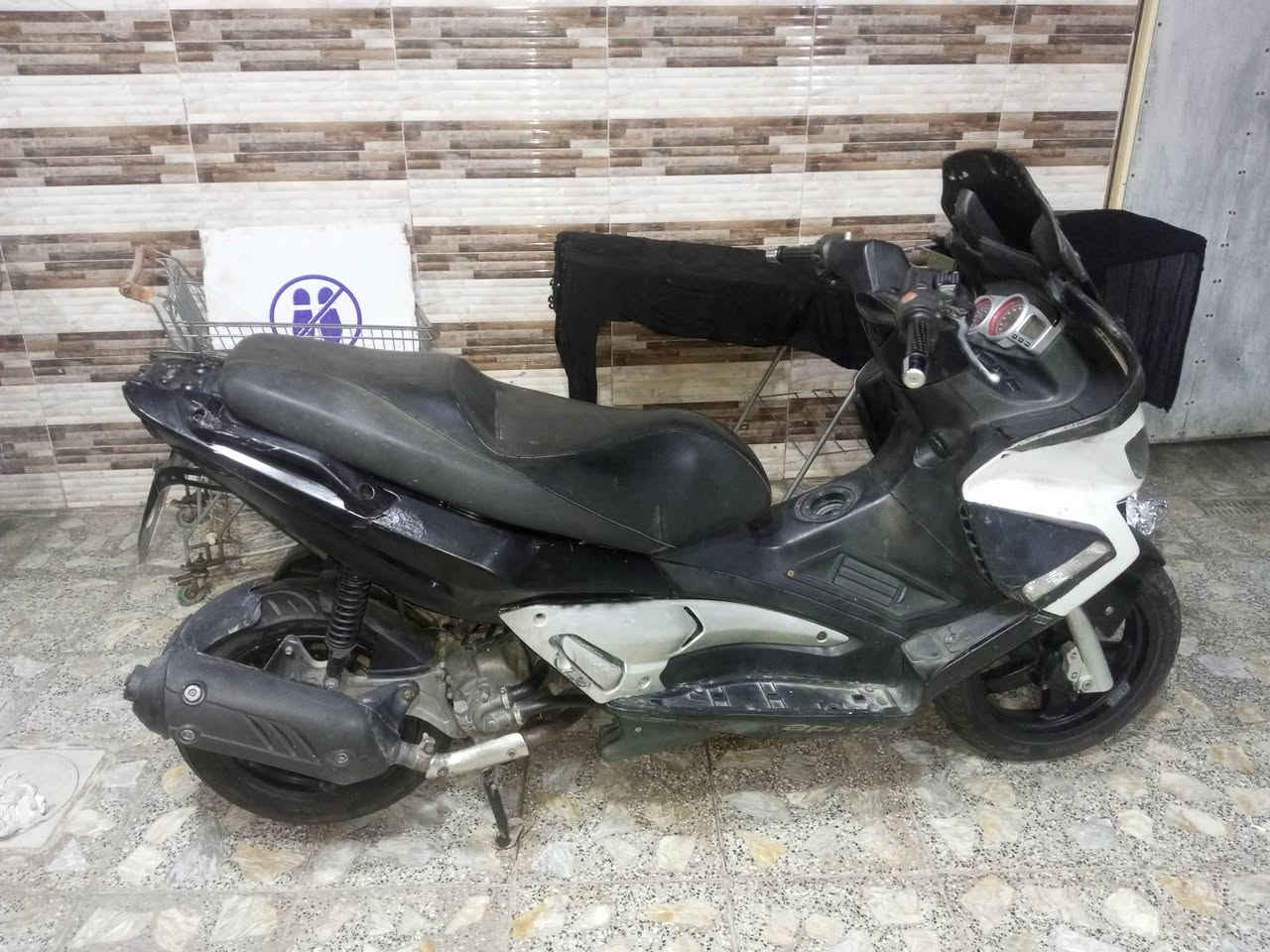 سلام عليكم دراجه افرله ايطالي موديل 2019 سعر 25 ورقه وبيها مجال مكان بغداد مدينة الصدر  الستفسار على هذا رقم ***********
