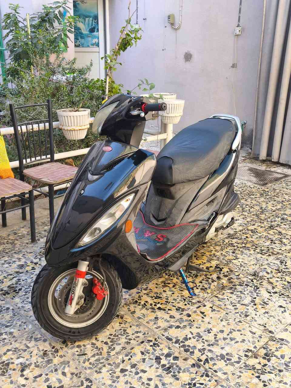 السلام عليكم كامكو جي فور للبيع
كامكو جي فور لون اسود صارلها شهرين من طلعتها من الحاوية 
دراجه نضيفه. نكره سلف.  هندر. كامله. السعر 650 وبيها مجال. 
مكاني نجف _ شارع المدينة


**إذا كنت صاحب هذا الإعلان وتريد حذفه لأي سبب، رجاءا أرسل رسالة إلى الدعم الفني**